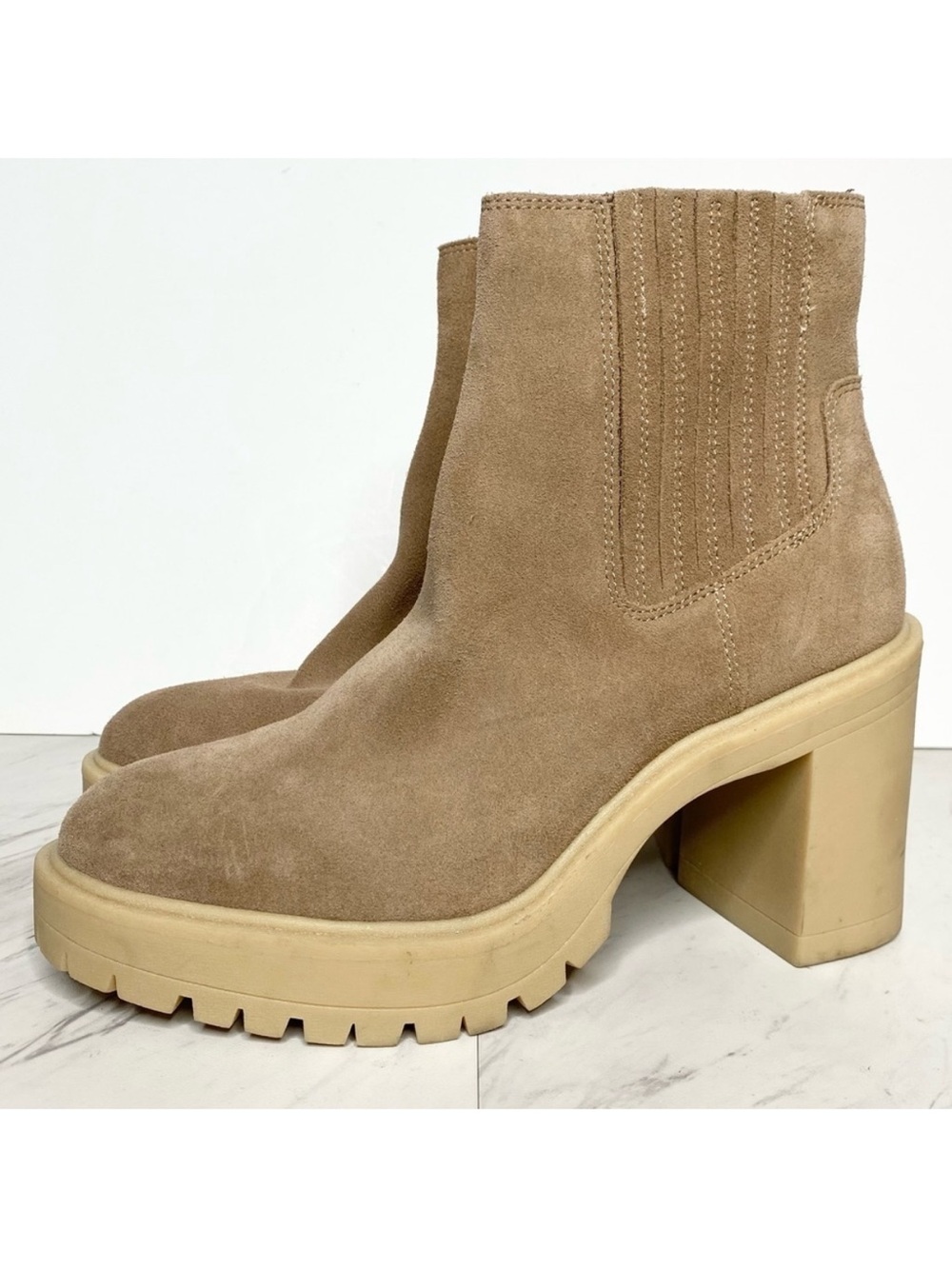 Dolce Vita Caster Gray Suede Lug Sole Bootie 9